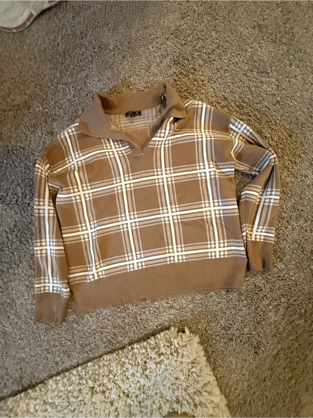 Women’s Plaid Collared Pullover Blouse in Brown